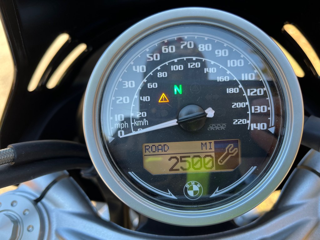 odometer of motorcycle showing 2500 miles